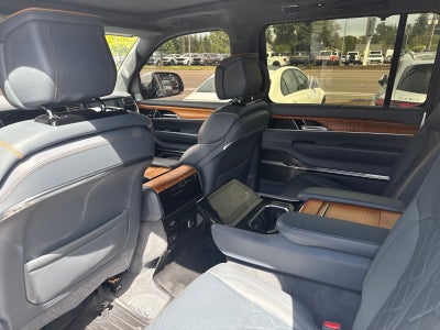 2022 Jeep Grand Wagoneer Series III