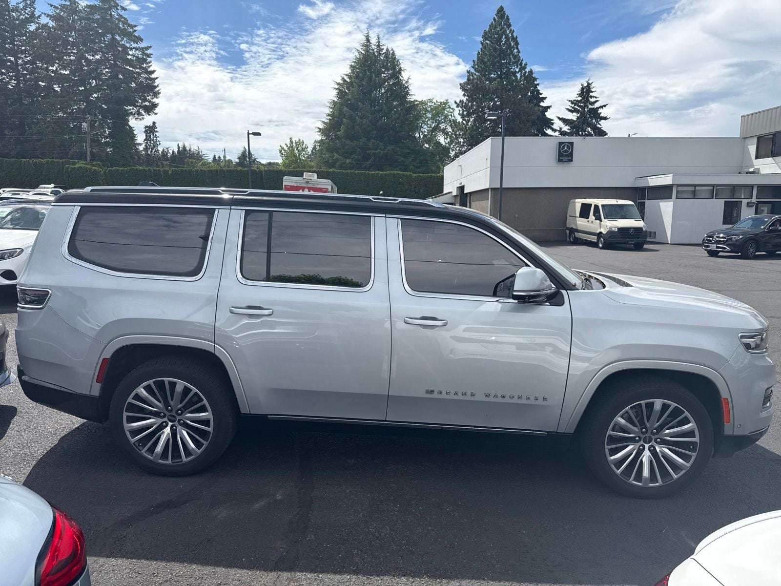 2022 Jeep Grand Wagoneer Series III