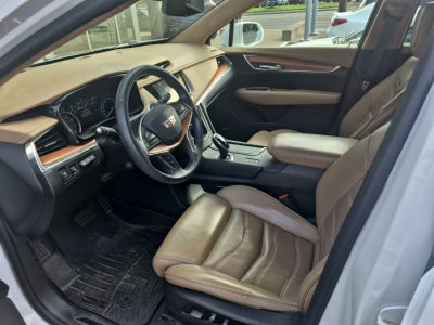 2017 Cadillac XT5 Platinum