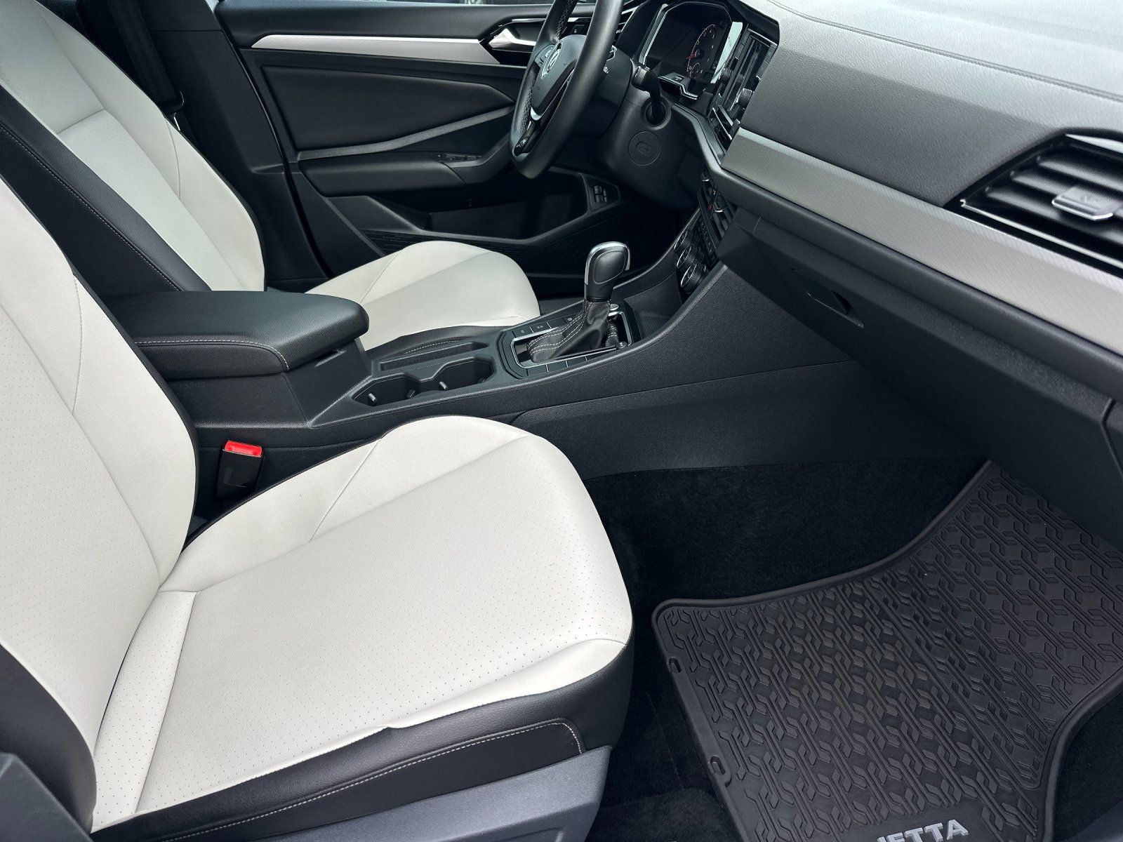 2021 Volkswagen Jetta R-Line