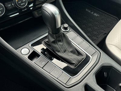 2021 Volkswagen Jetta R-Line