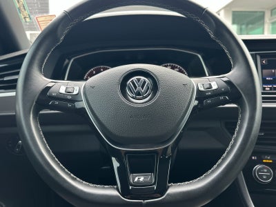 2021 Volkswagen Jetta R-Line