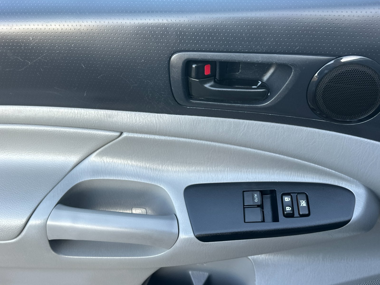2015 Toyota Tacoma Base