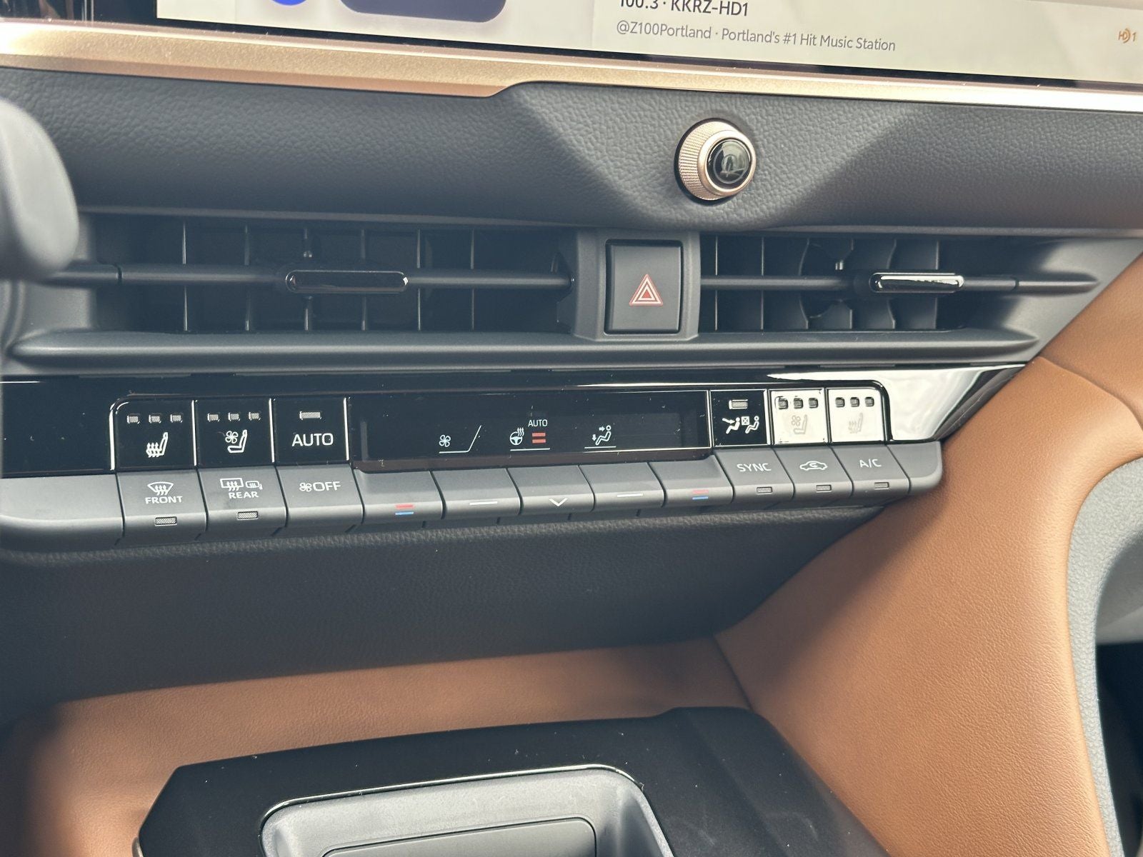 2025 Toyota Crown Signia Limited