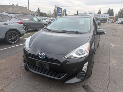2016 Toyota Prius c Two