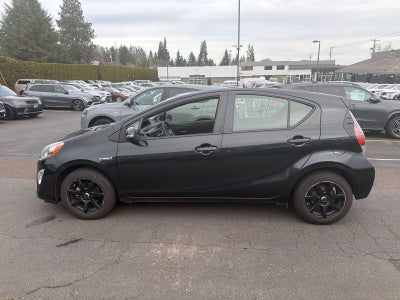 2016 Toyota Prius c Two