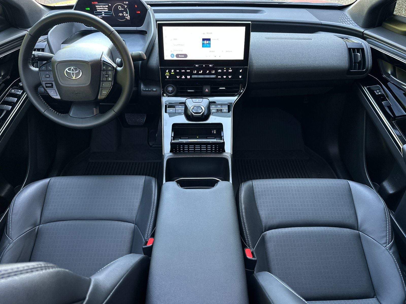 2023 Toyota bZ4X Limited