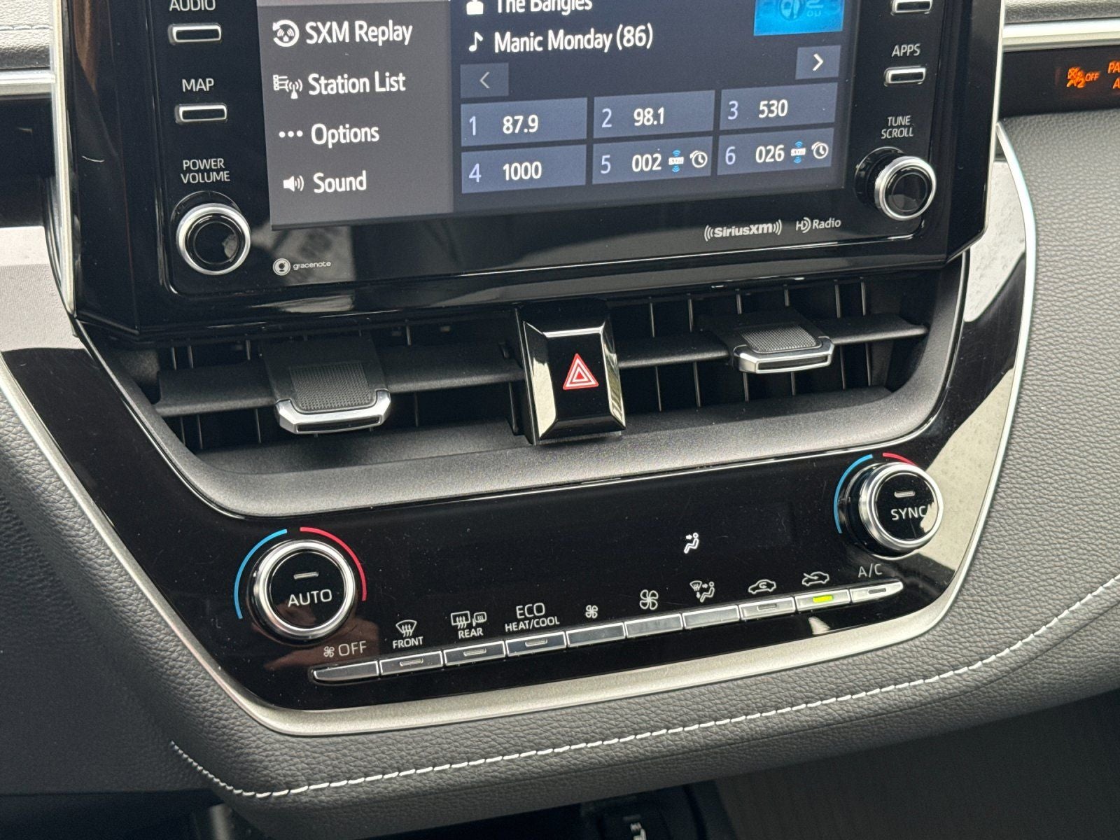 2022 Toyota Corolla Hatchback XSE