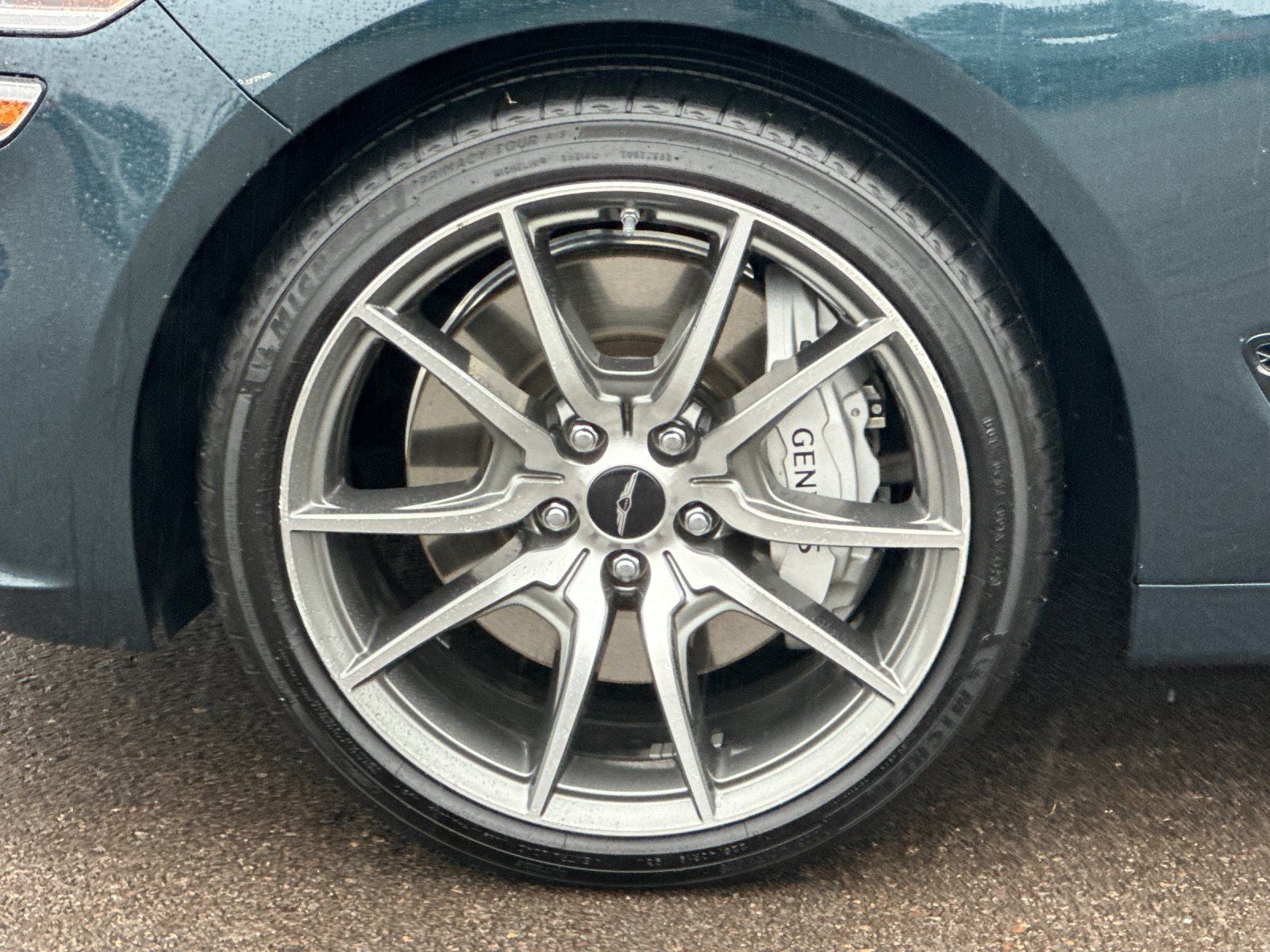 2024 Genesis G70 2.5T