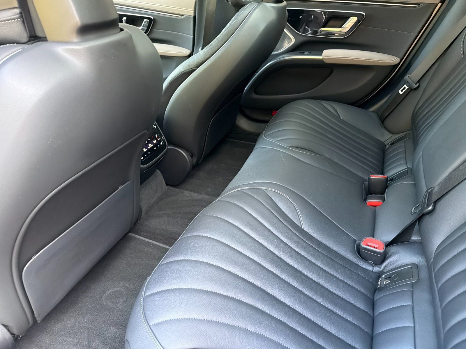 2022 Mercedes-Benz EQS 450+ Exclusive