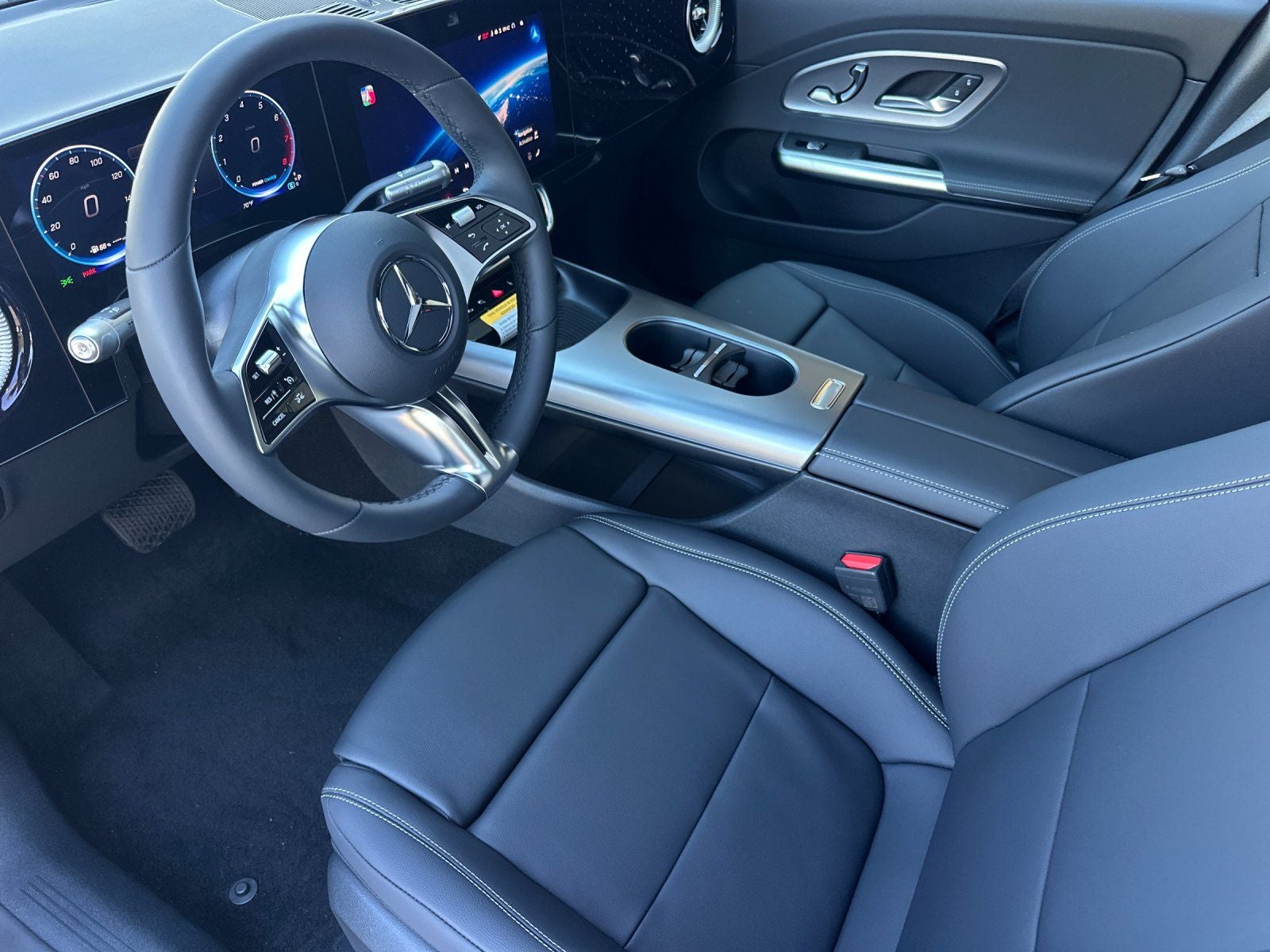 2027 Mercedes-Benz CLA 220 Hybrid