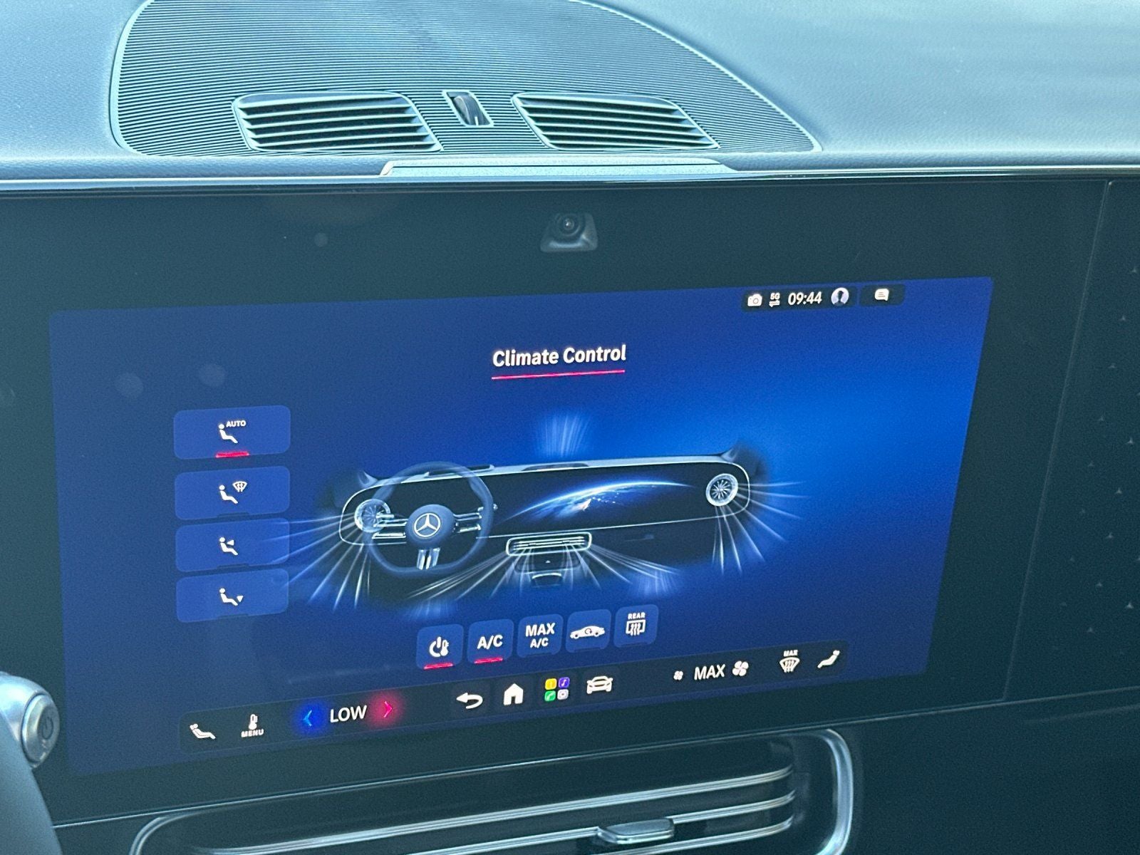 2027 Mercedes-Benz CLA 220 Hybrid