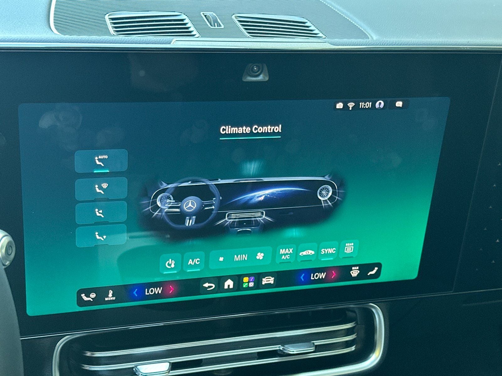 2027 Mercedes-Benz CLA 220 Hybrid