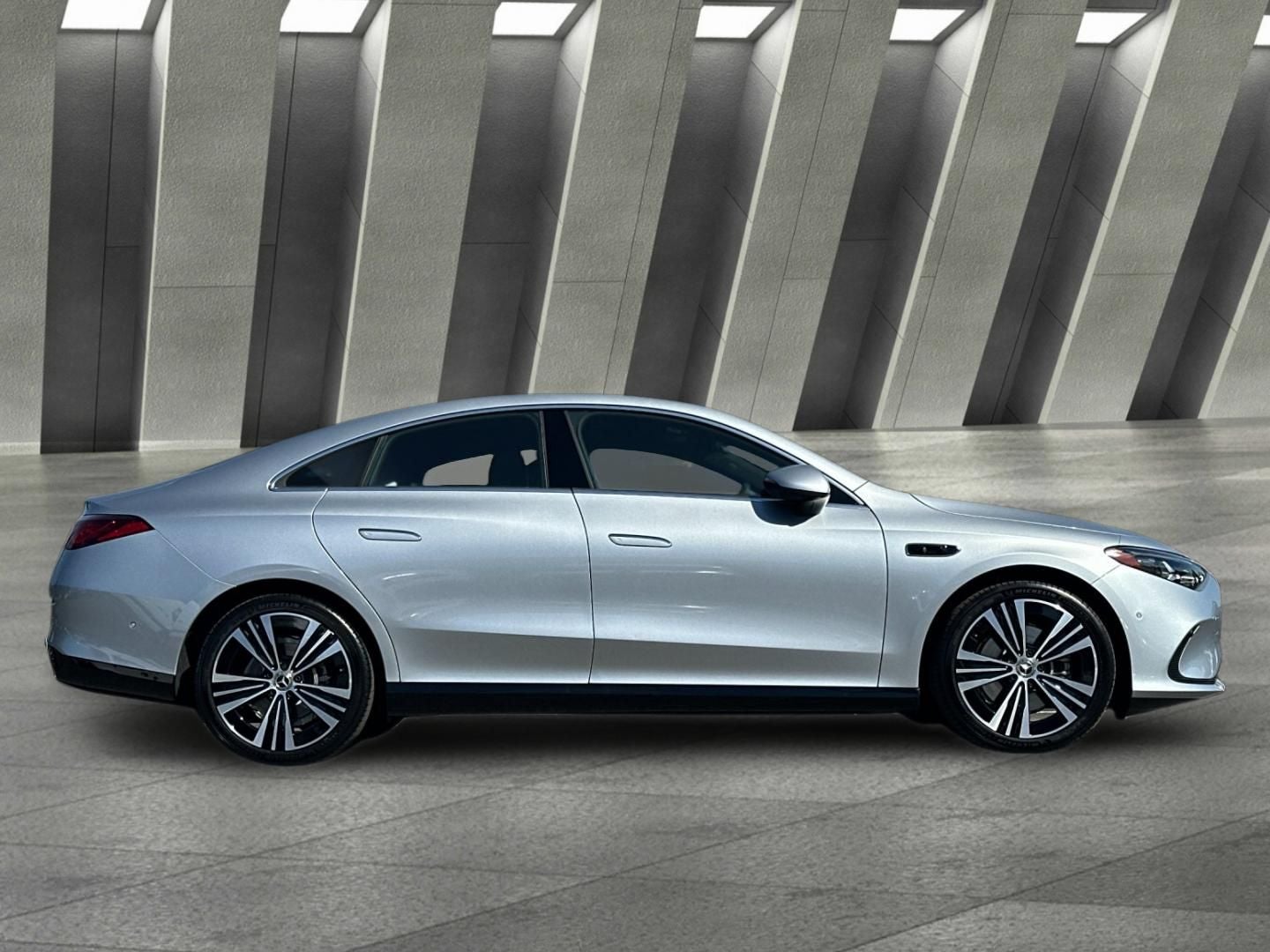 2027 Mercedes-Benz CLA 220 Hybrid
