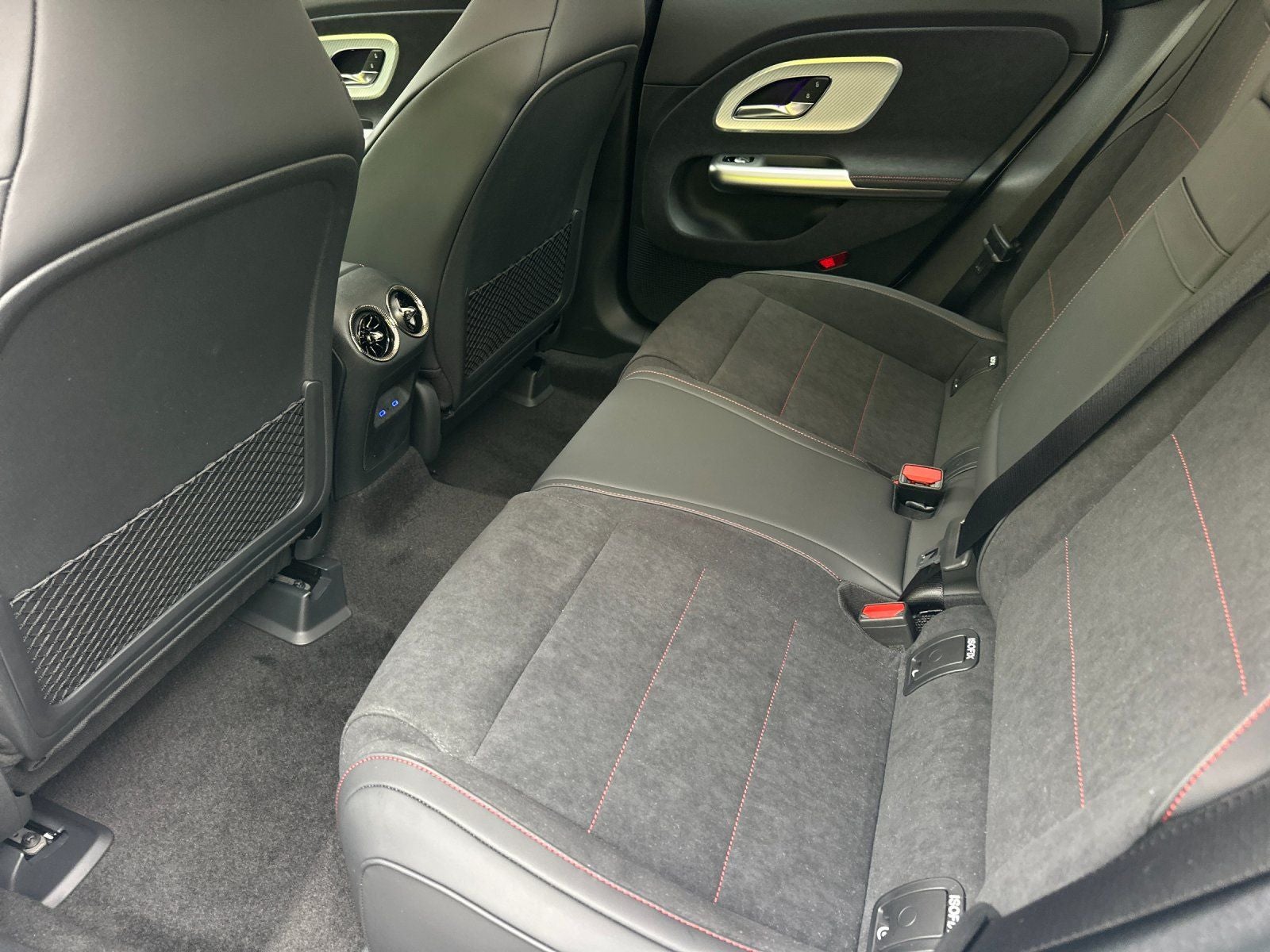 2027 Mercedes-Benz CLA 220 Hybrid