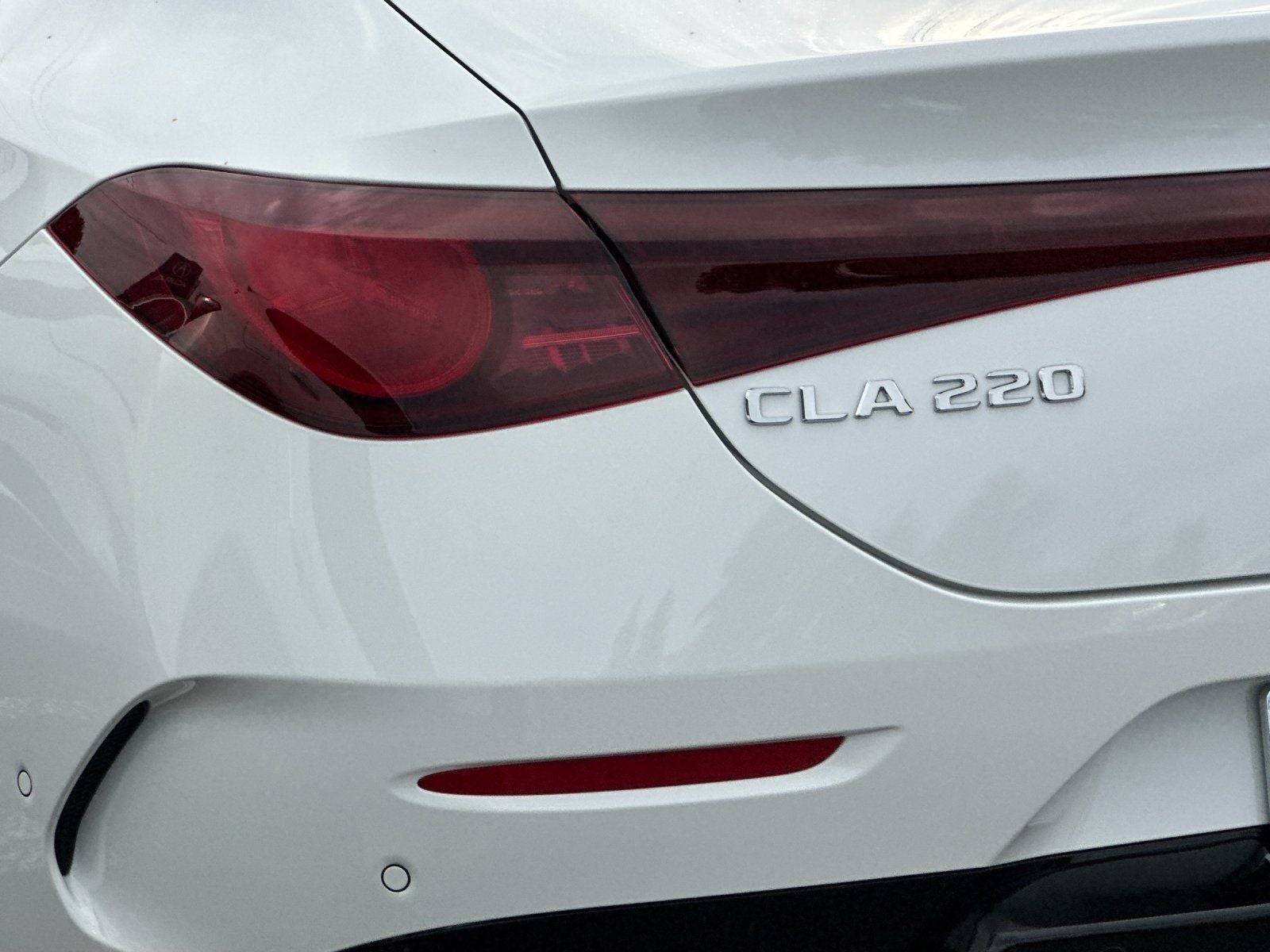 2027 Mercedes-Benz CLA 220 Hybrid