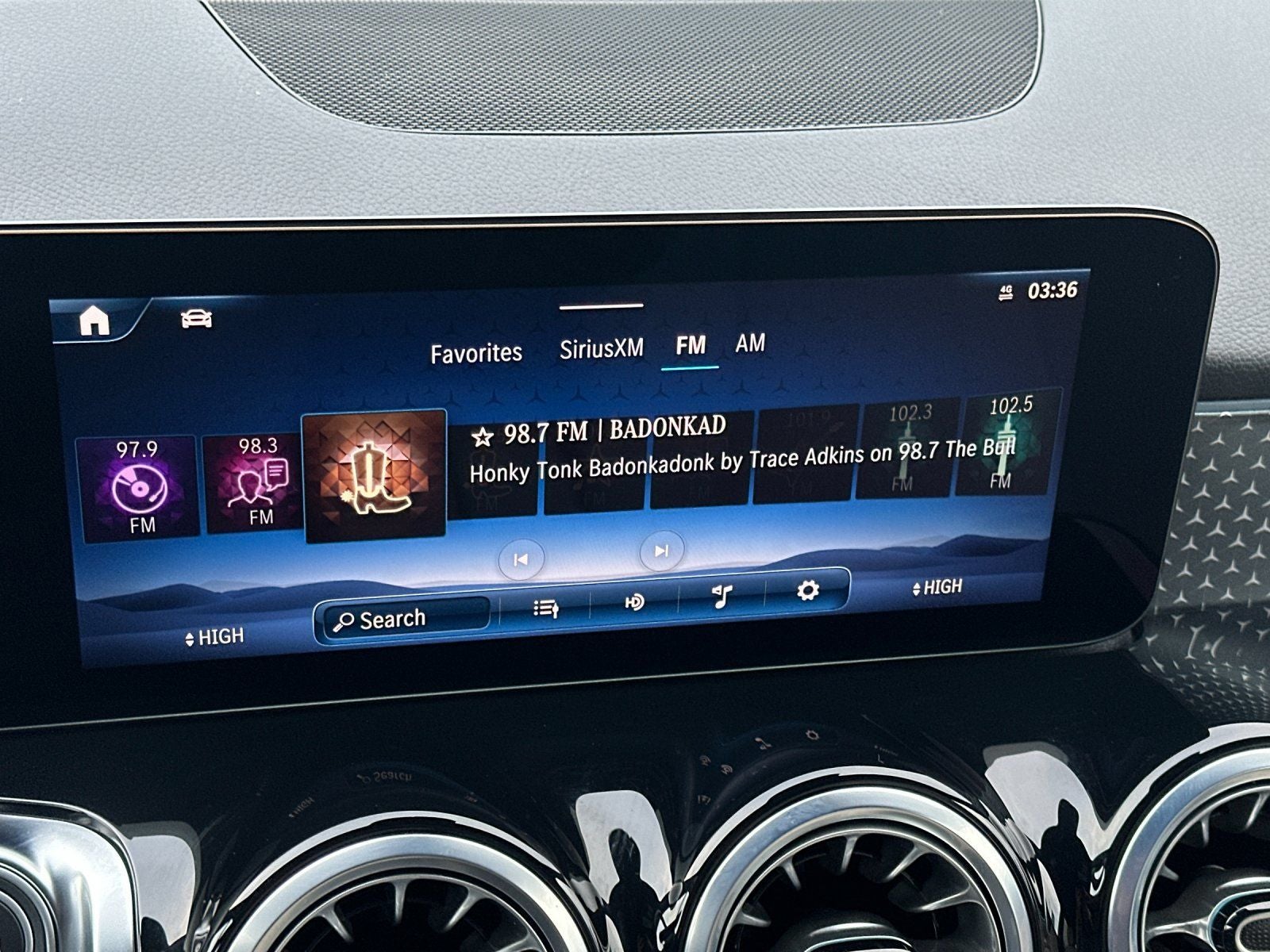 2025 Mercedes-Benz GLB GLB 250