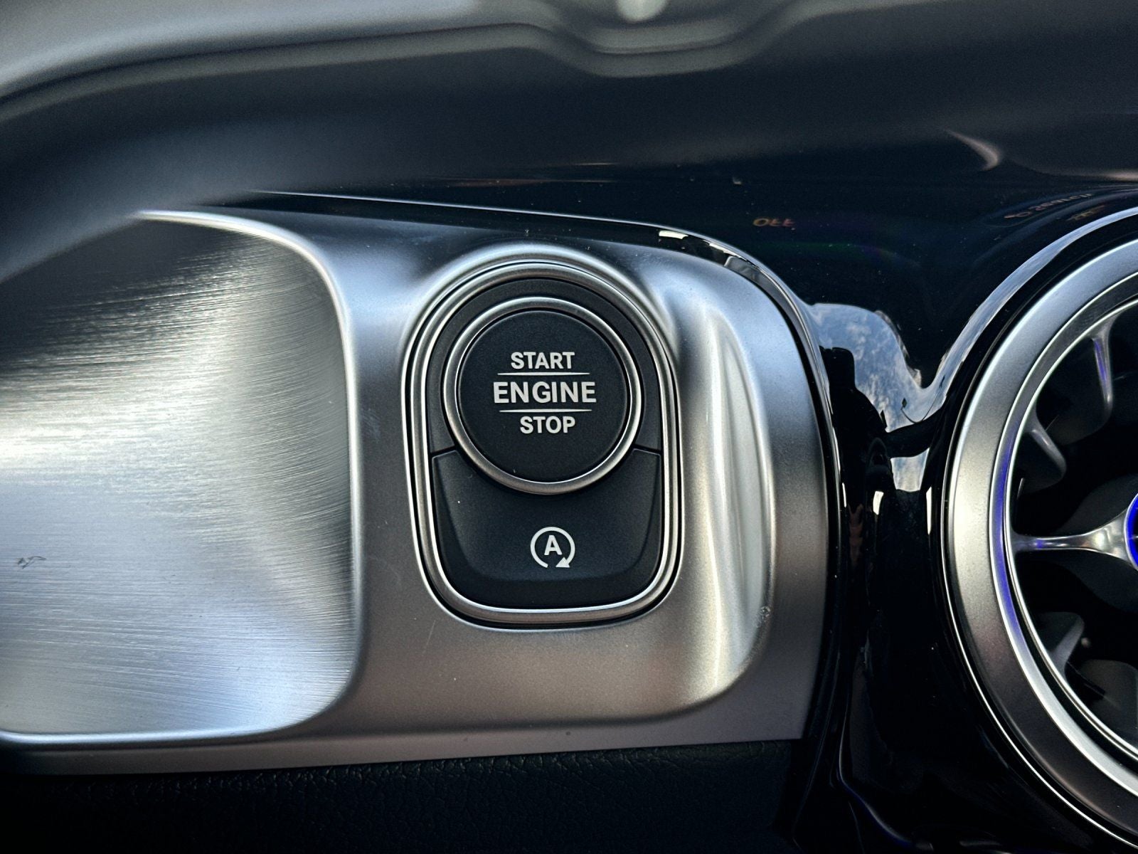 2026 Mercedes-Benz GLB GLB 250 4MATIC®