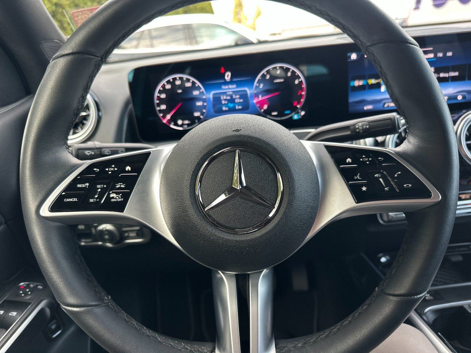 2025 Mercedes-Benz GLB GLB 250 4MATIC®