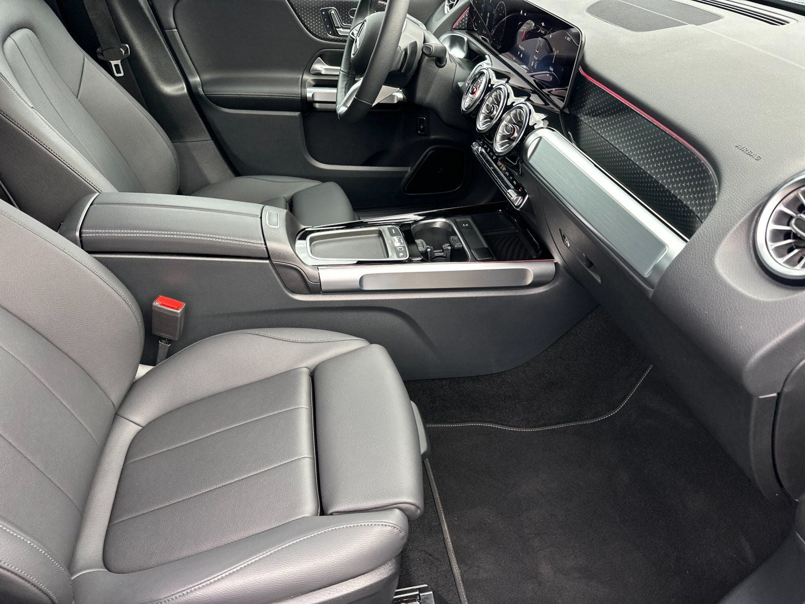 2026 Mercedes-Benz GLB GLB 250 4MATIC®