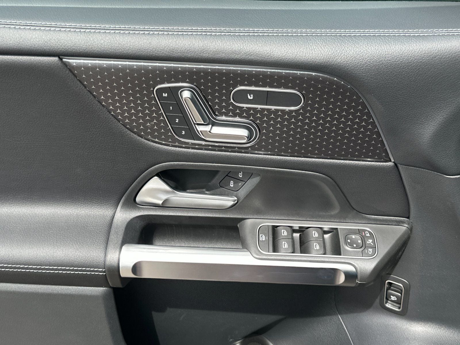 2026 Mercedes-Benz GLB GLB 250 4MATIC®