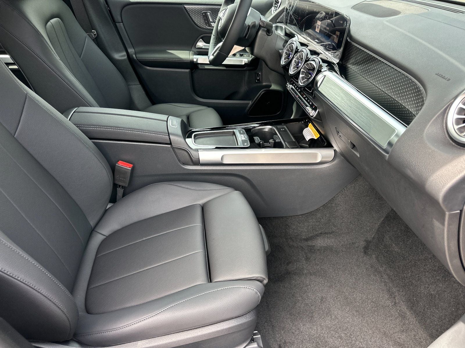 2026 Mercedes-Benz GLB GLB 250 4MATIC®