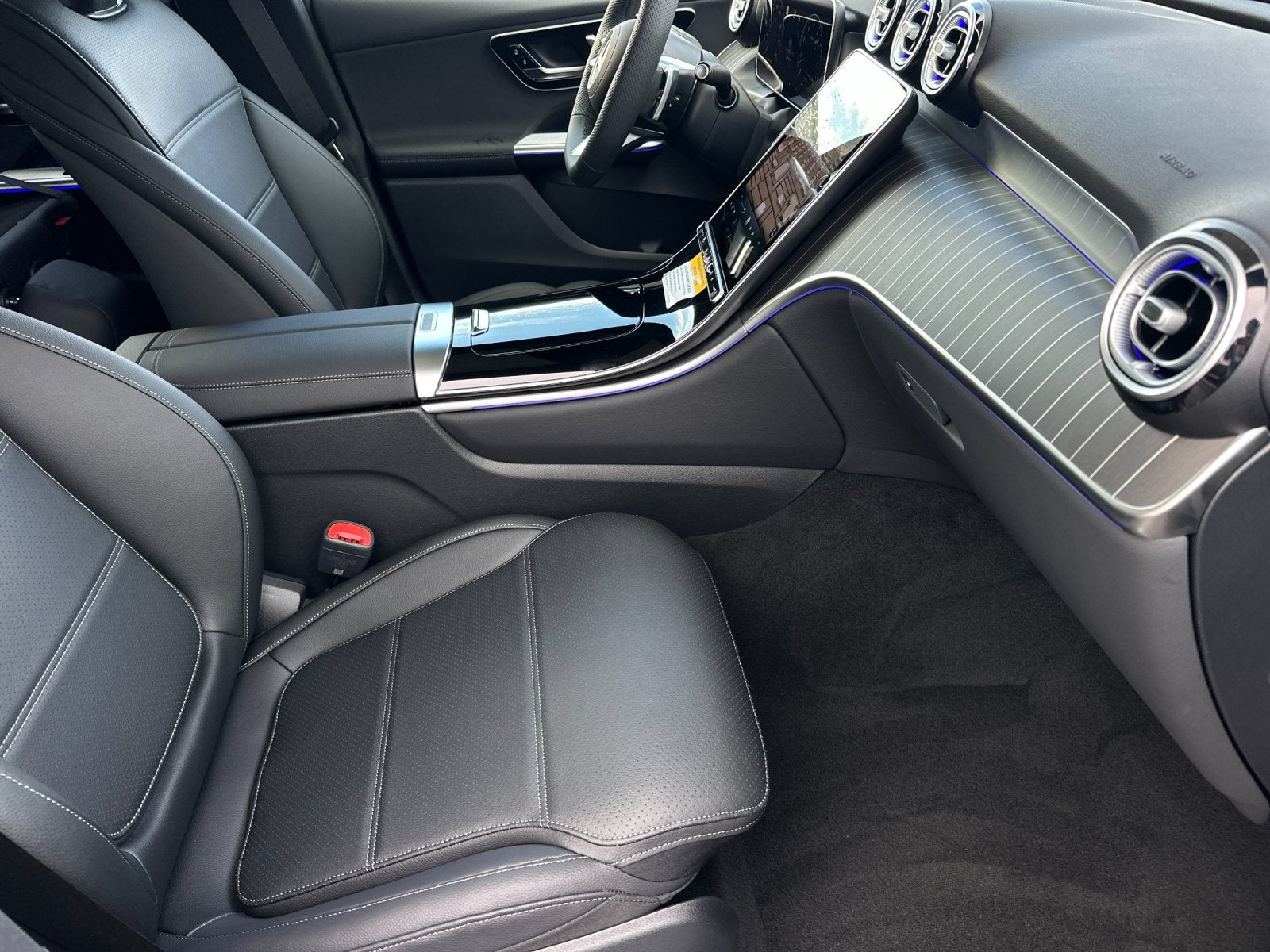 2027 Mercedes-Benz GLC GLC 300 Coupe 4MATIC®