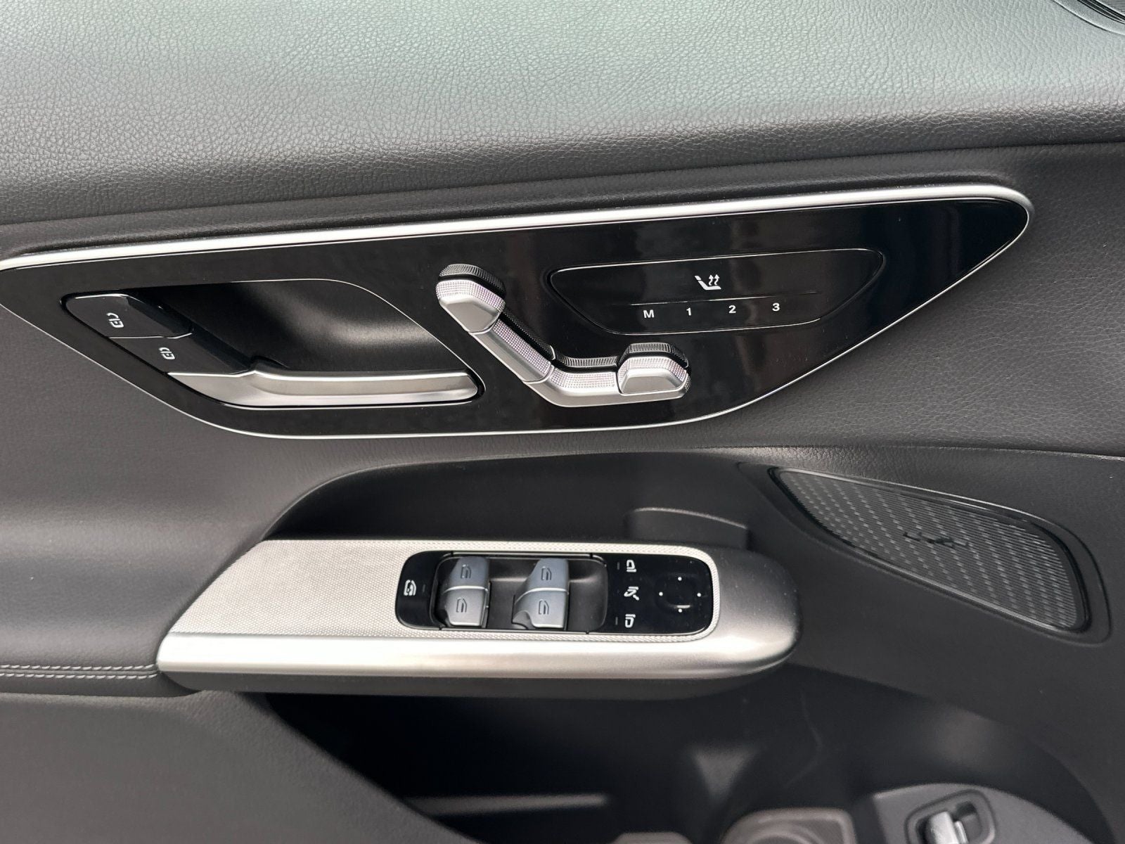 2027 Mercedes-Benz GLC GLC 300 4MATIC®