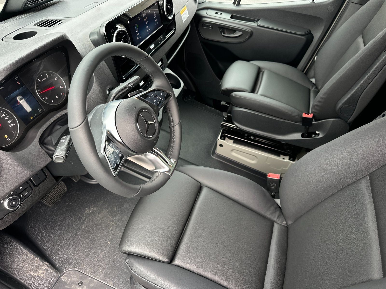 2026 Mercedes-Benz Sprinter 2500 Cargo 144 WB 4MATIC®