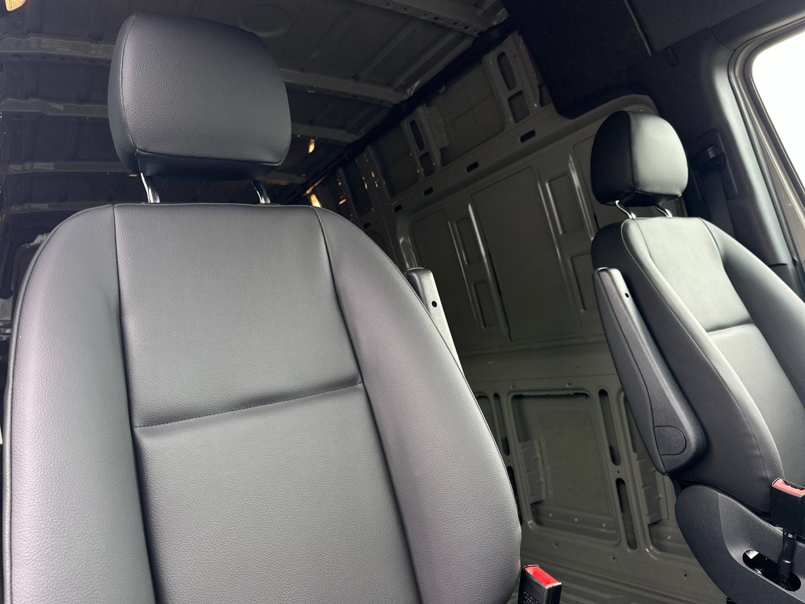 2026 Mercedes-Benz Sprinter 2500 Cargo 144 WB 4MATIC®