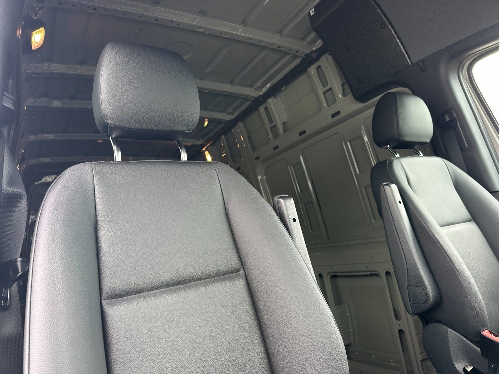 2026 Mercedes-Benz Sprinter 2500 Cargo 144 WB 4MATIC®