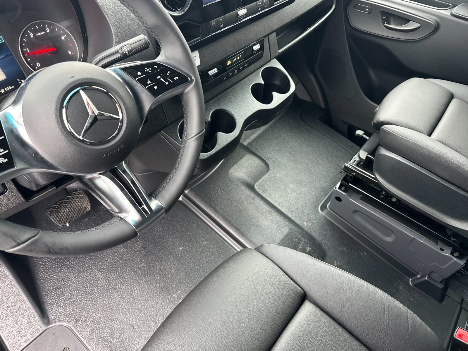 2026 Mercedes-Benz Sprinter 2500 Cargo 144 WB 4MATIC®