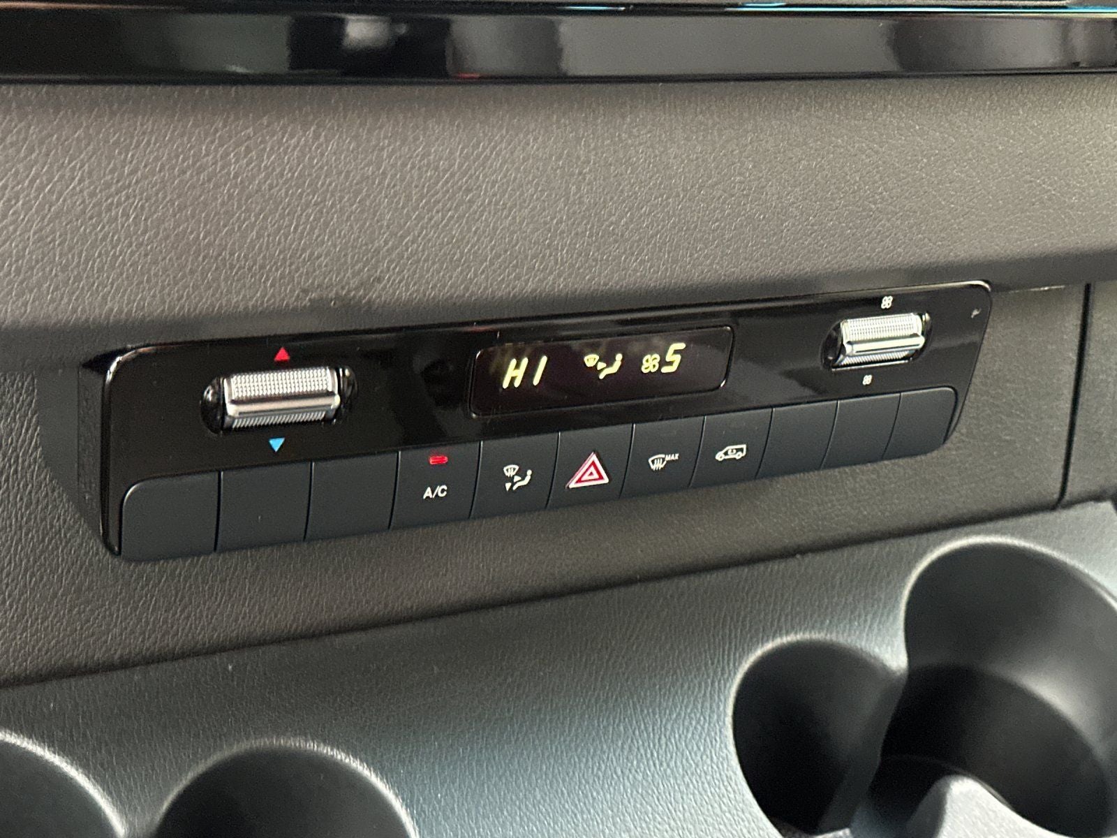 2026 Mercedes-Benz Sprinter 2500 Cargo 144 WB 4MATIC®