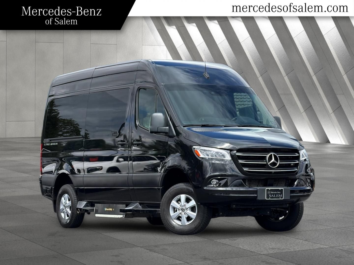 2023 Mercedes-Benz Sprinter 2500 144 WB 4x4's photo