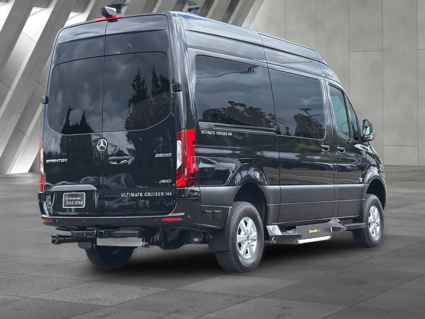 2023 Mercedes-Benz Sprinter 2500 Crew 144 WB 4MATIC®