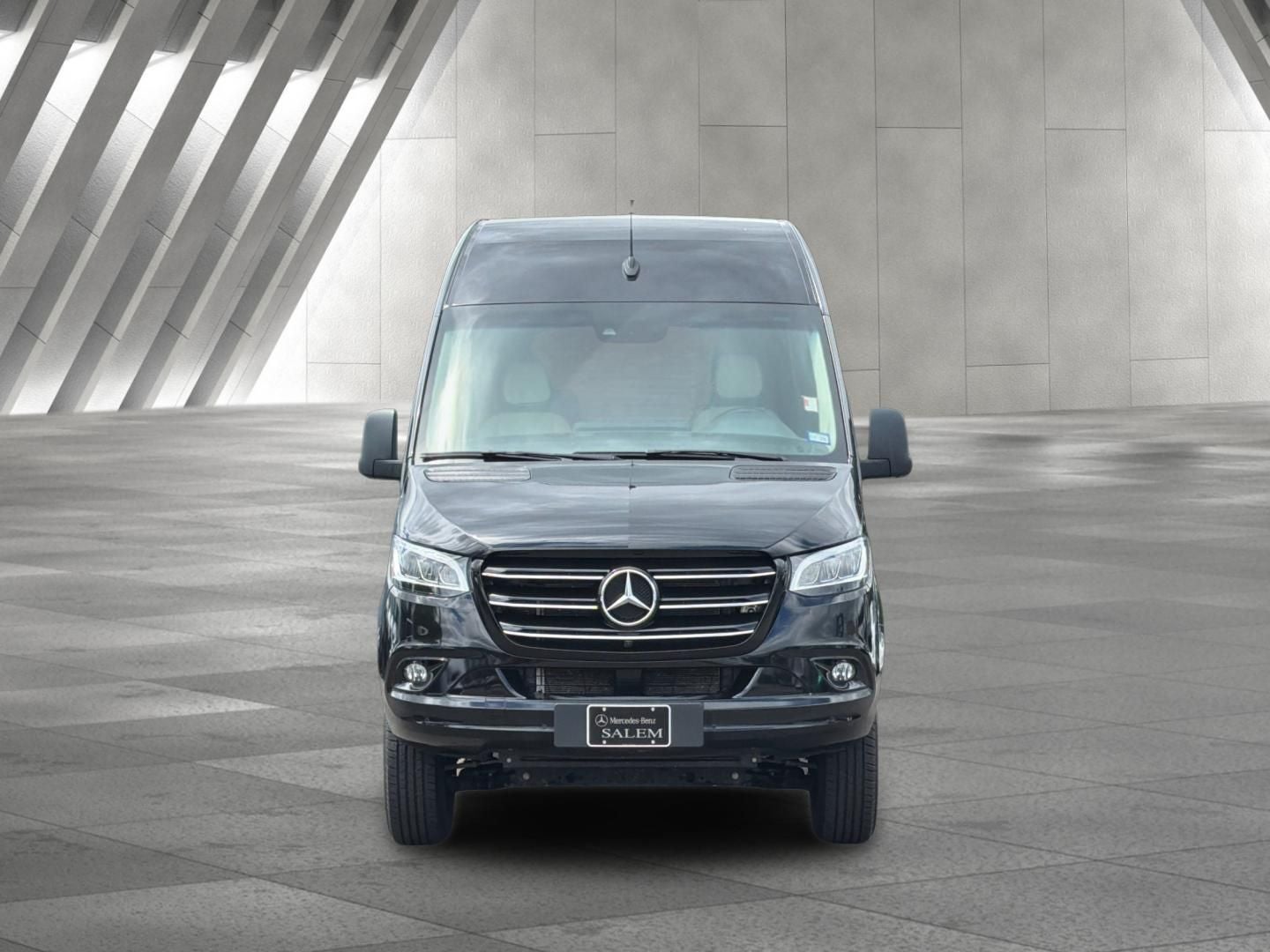 2023 Mercedes-Benz Sprinter 2500 Crew 144 WB 4MATIC®