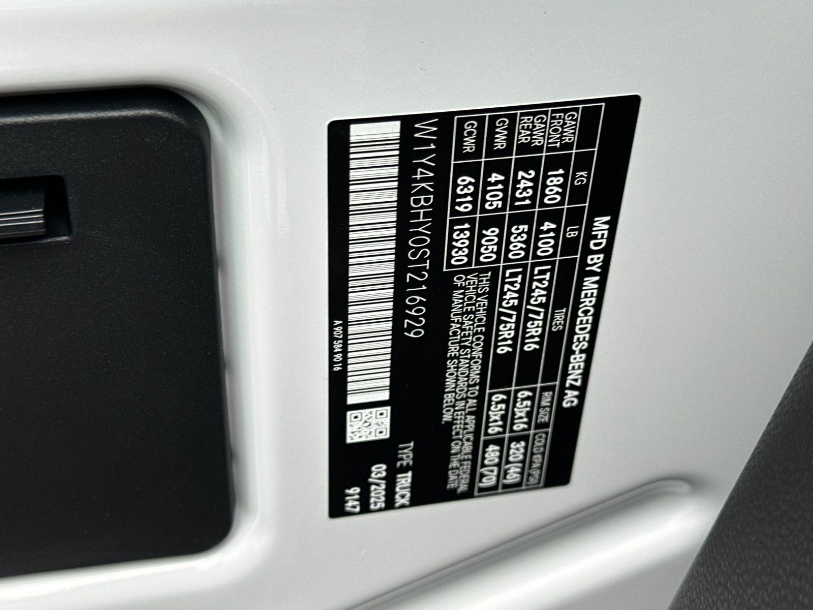 2025 Mercedes-Benz Sprinter 2500 Cargo 144 WB