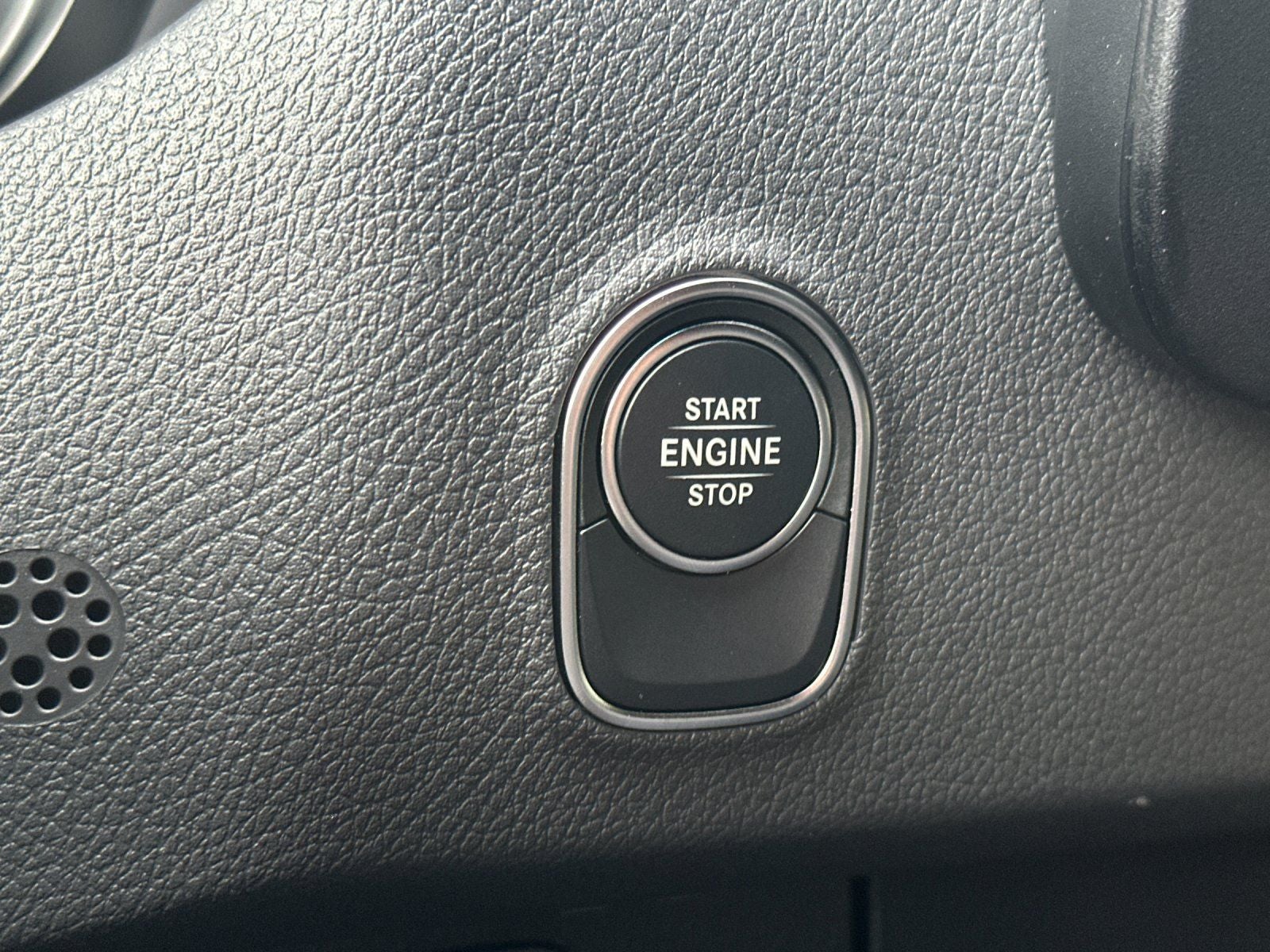 2025 Mercedes-Benz Sprinter 2500 Cargo 144 WB