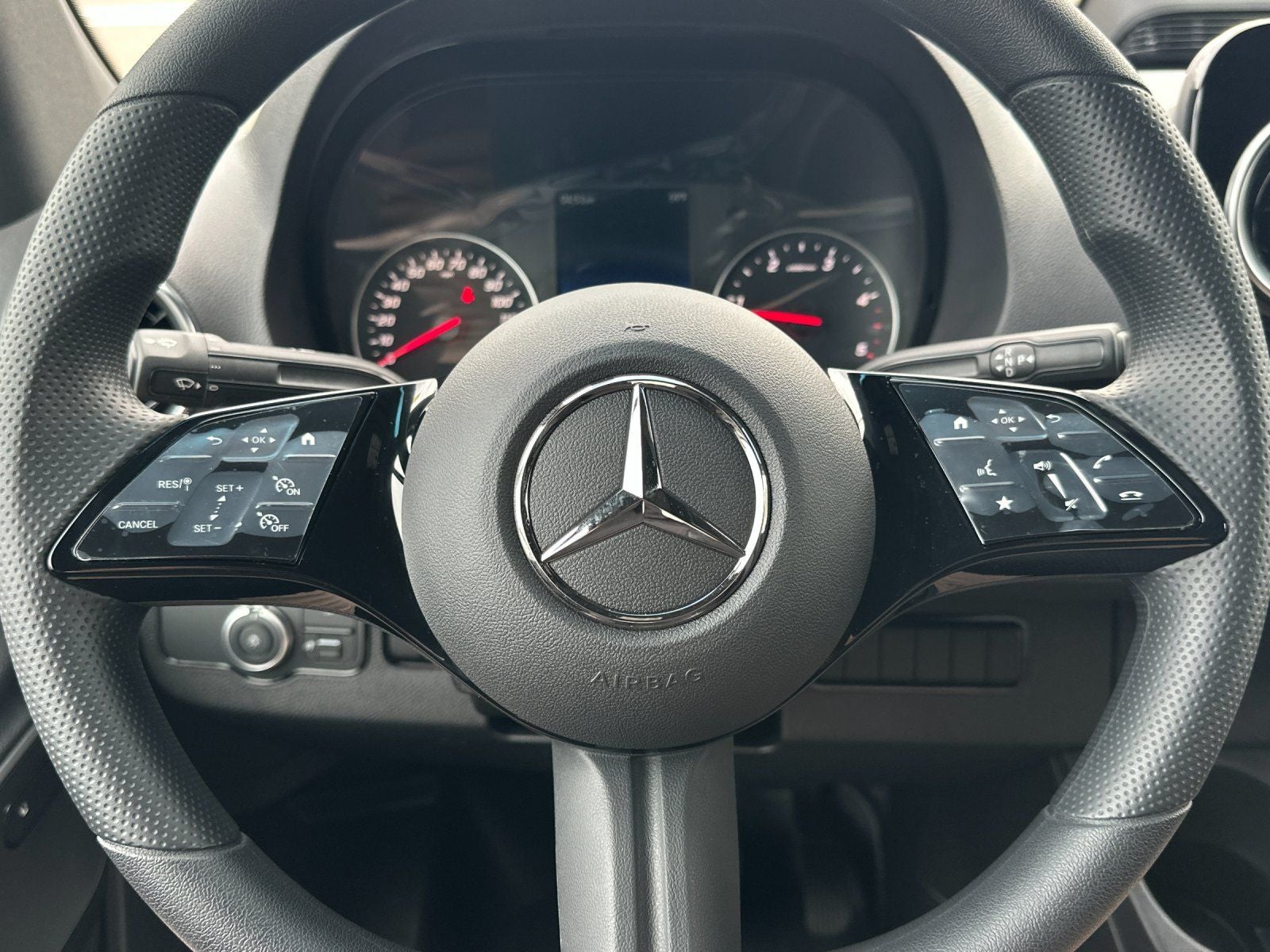 2025 Mercedes-Benz Sprinter 2500 Cargo 144 WB