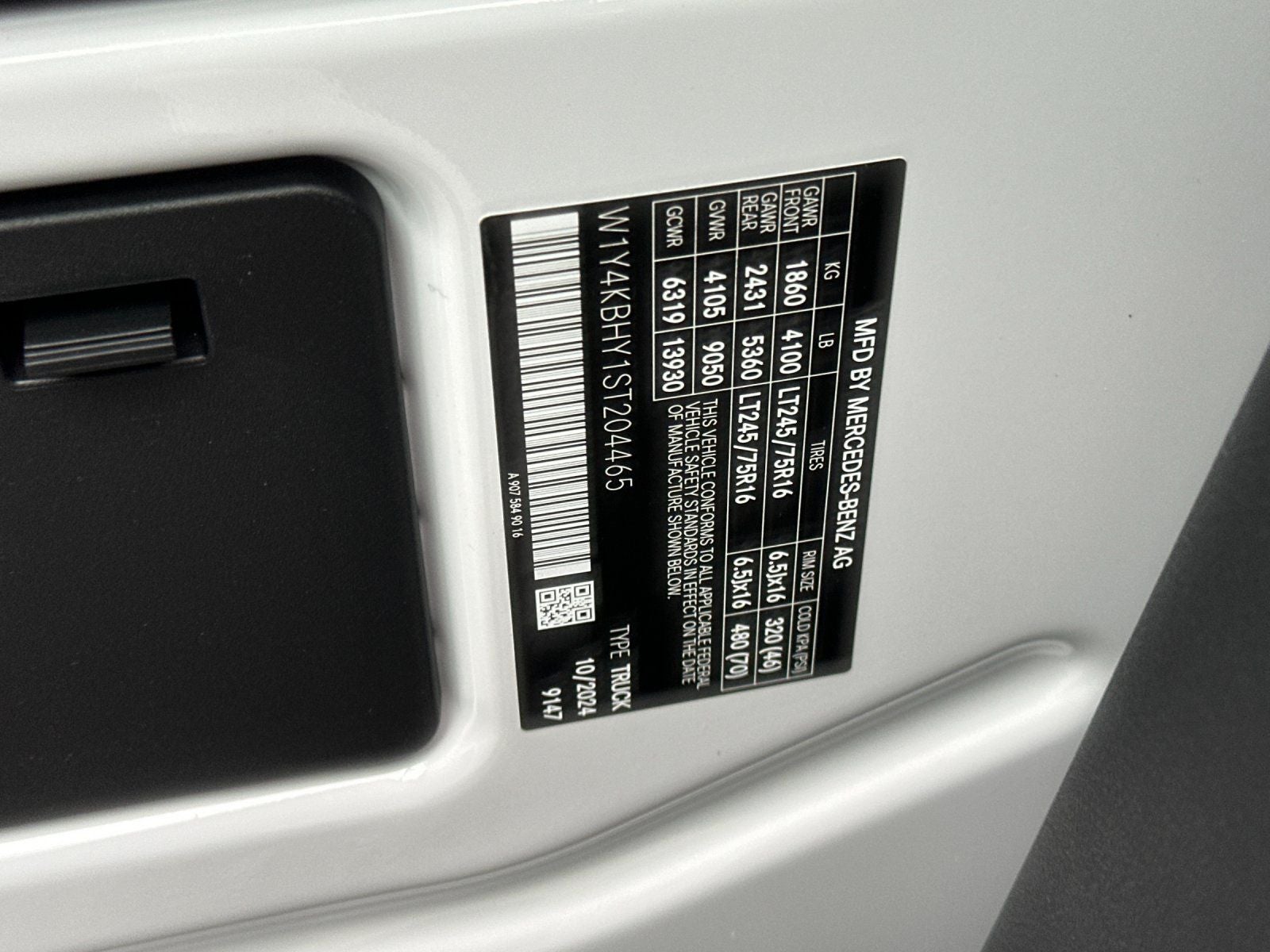 2025 Mercedes-Benz Sprinter 2500 Cargo 144 WB