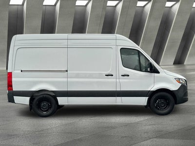 2025 Mercedes-Benz Sprinter 2500 Cargo 144 WB