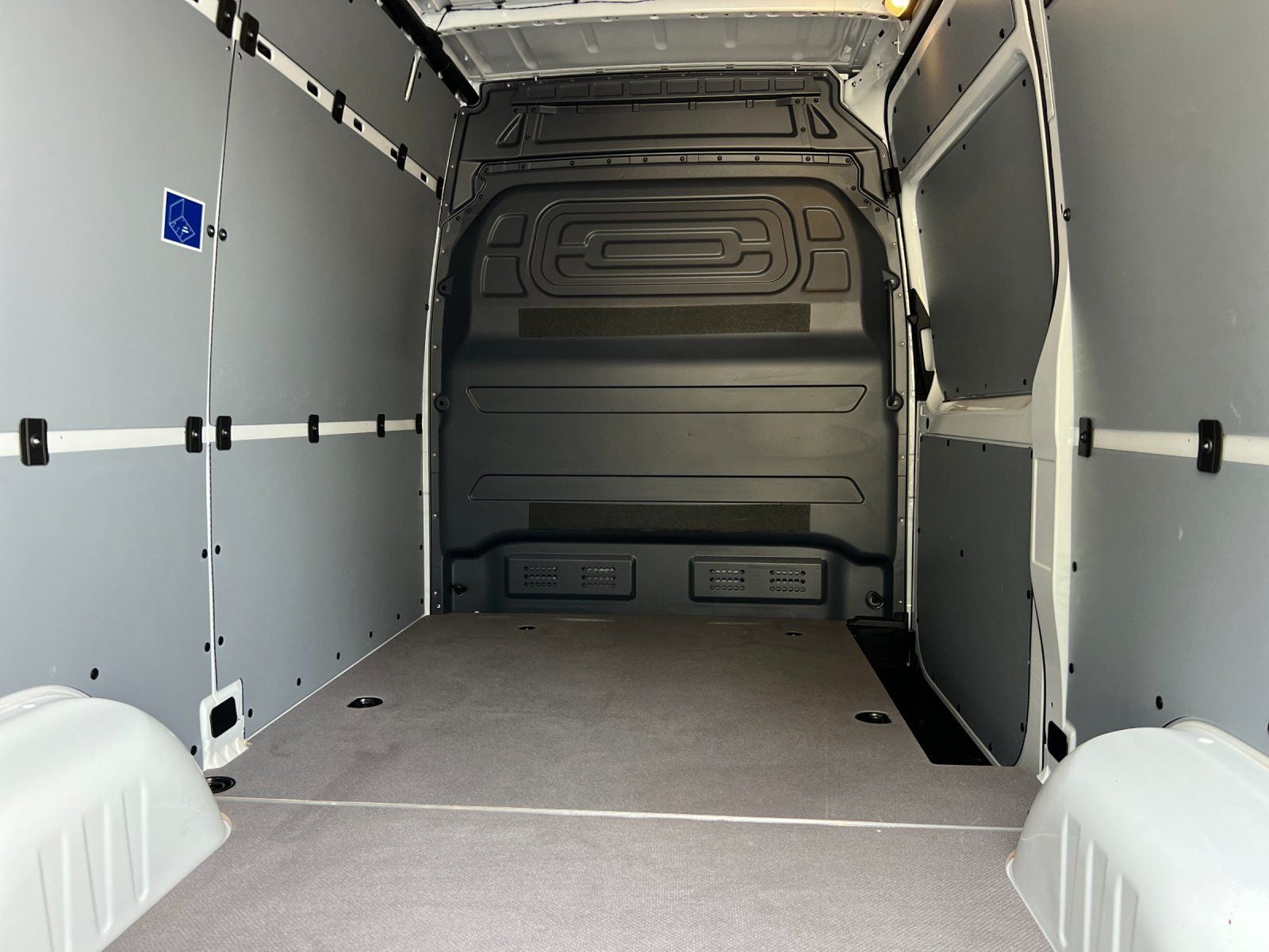 2025 Mercedes-Benz Sprinter 2500 Cargo 144 WB High Roof