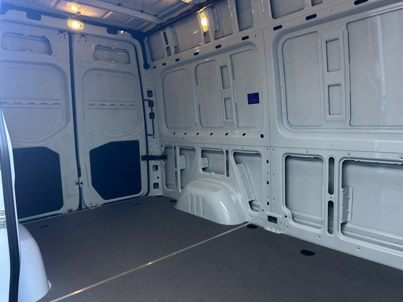 2025 Mercedes-Benz Sprinter 2500 Cargo 144 WB