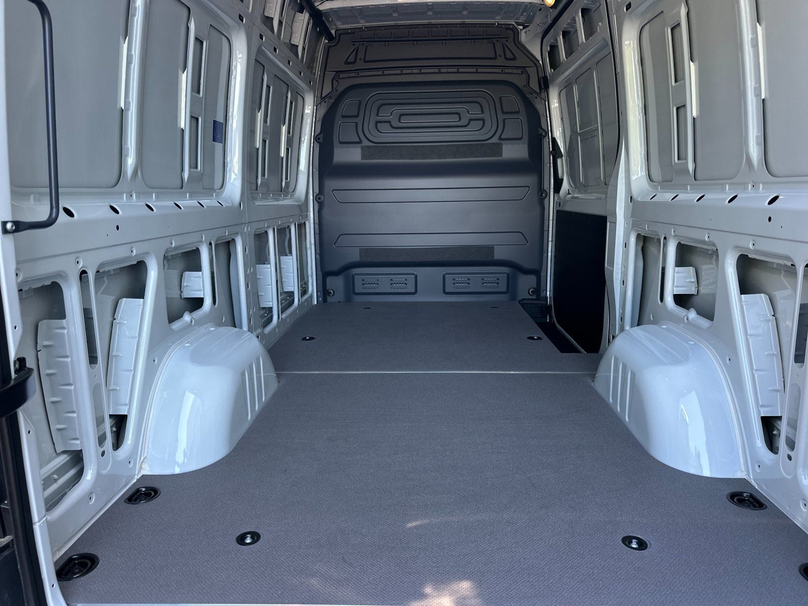 2025 Mercedes-Benz Sprinter 2500 Cargo 144 WB