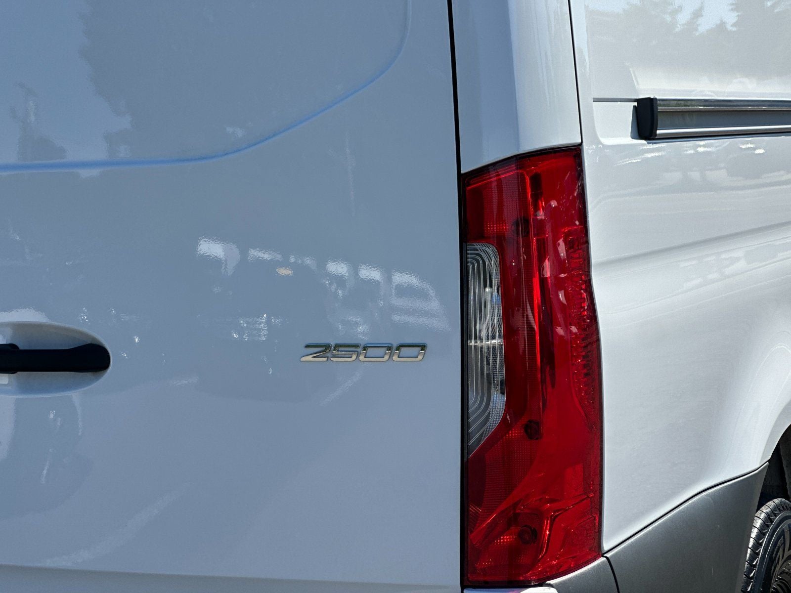 2025 Mercedes-Benz Sprinter 2500 Cargo 144 WB