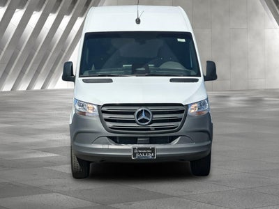 2025 Mercedes-Benz Sprinter 2500 Cargo 144 WB