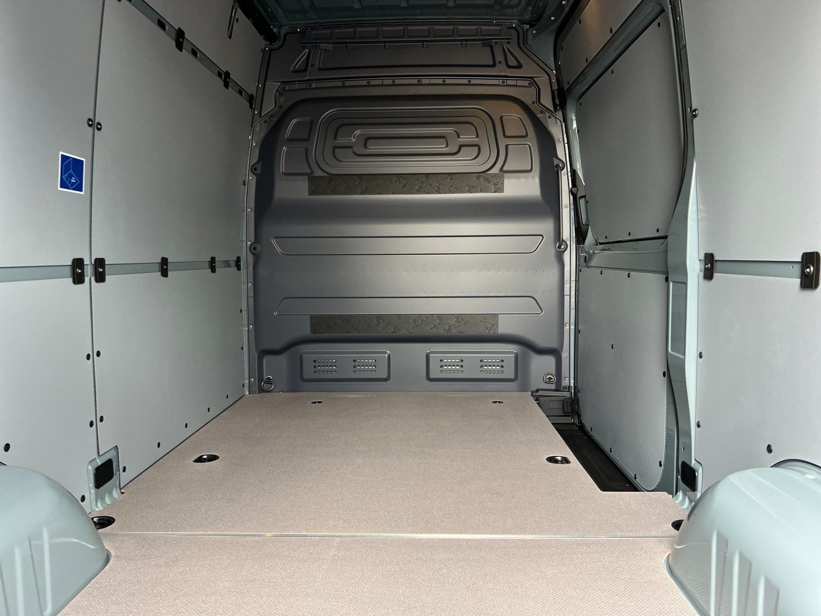 2025 Mercedes-Benz Sprinter 2500 Cargo 144 WB