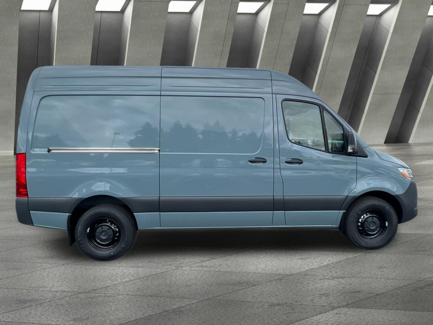 2025 Mercedes-Benz Sprinter 2500 Cargo 144 WB