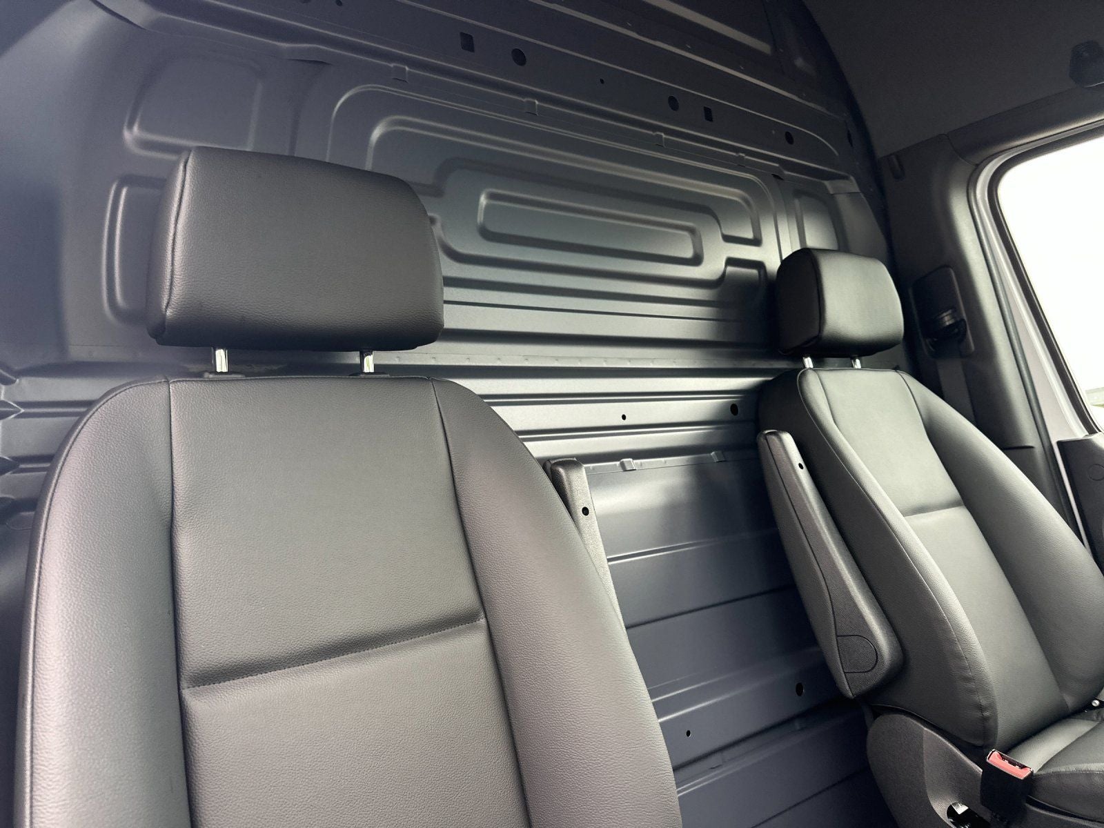 2025 Mercedes-Benz Sprinter 2500 Cargo 144 WB