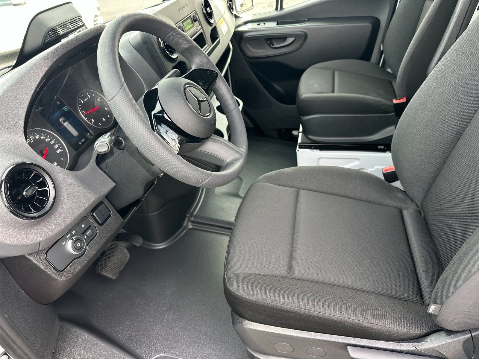 2026 Mercedes-Benz Sprinter 2500 Base